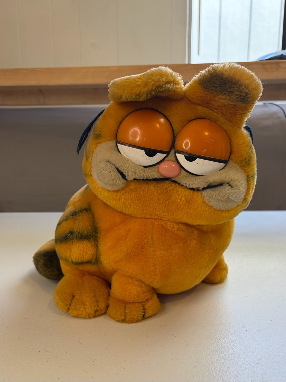 Vintage 1981 Sitting Garfield Plush Stuffed Animal Dakin Stuffy 8” Retro